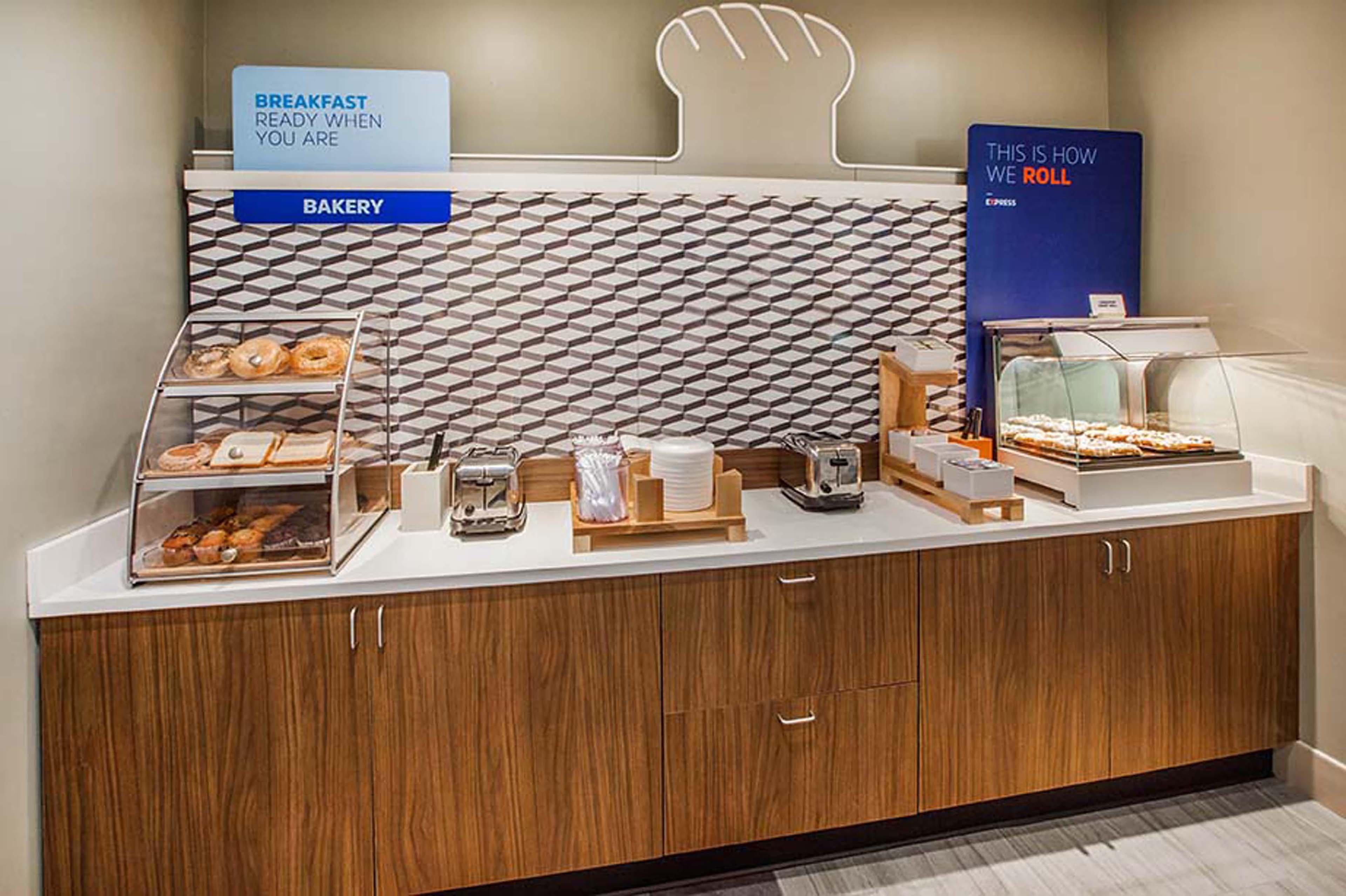 Holiday Inn Express Hotel & Suites - Paso Robles By Ihg Екстер'єр фото