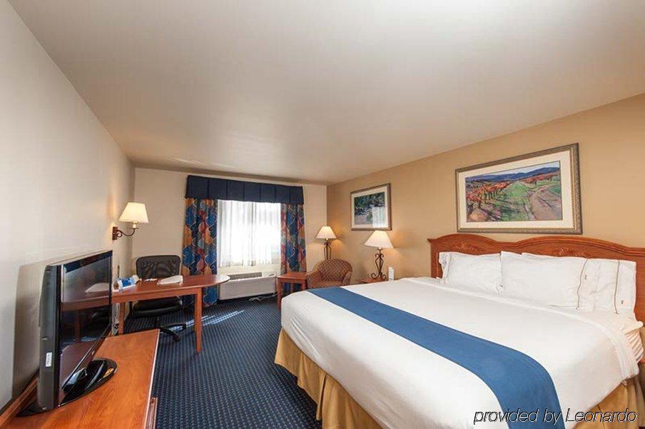 Holiday Inn Express Hotel & Suites - Paso Robles By Ihg Екстер'єр фото