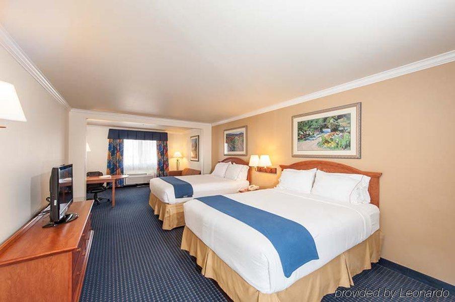 Holiday Inn Express Hotel & Suites - Paso Robles By Ihg Екстер'єр фото