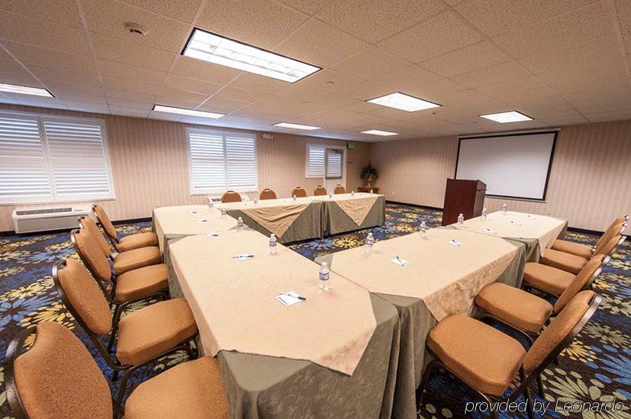 Holiday Inn Express Hotel & Suites - Paso Robles By Ihg Екстер'єр фото