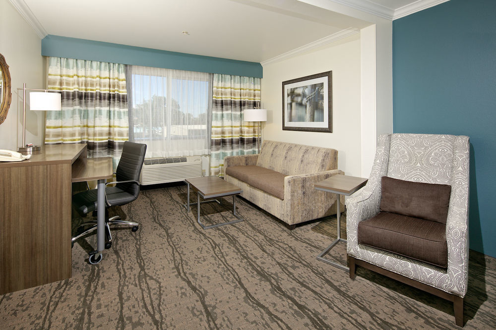 Holiday Inn Express Hotel & Suites - Paso Robles By Ihg Екстер'єр фото