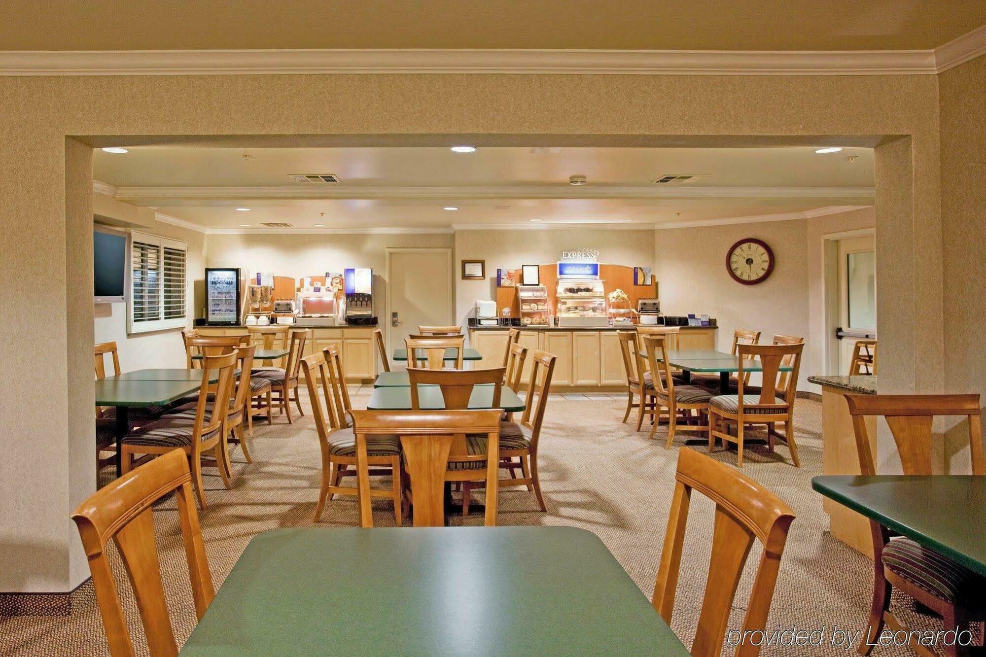 Holiday Inn Express Hotel & Suites - Paso Robles By Ihg Екстер'єр фото