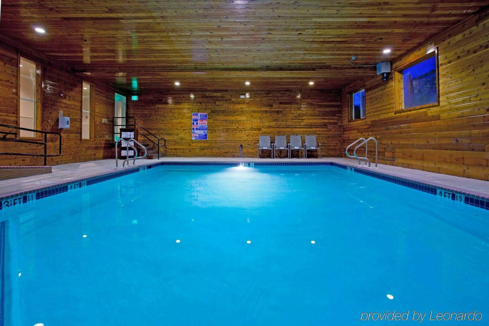 Holiday Inn Express Hotel & Suites - Paso Robles By Ihg Екстер'єр фото